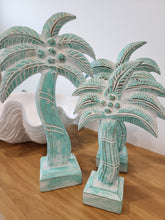 WINDSWEPT AQUA PALM