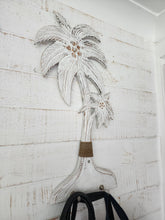 COCONUT TREE HANGER