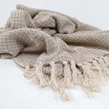 BEIGE WAFFLE WEAVE THROW