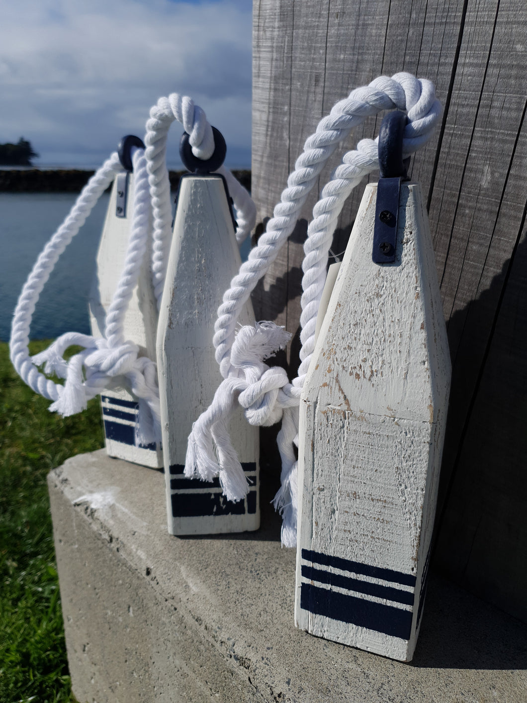 HAMPTONS BUOY