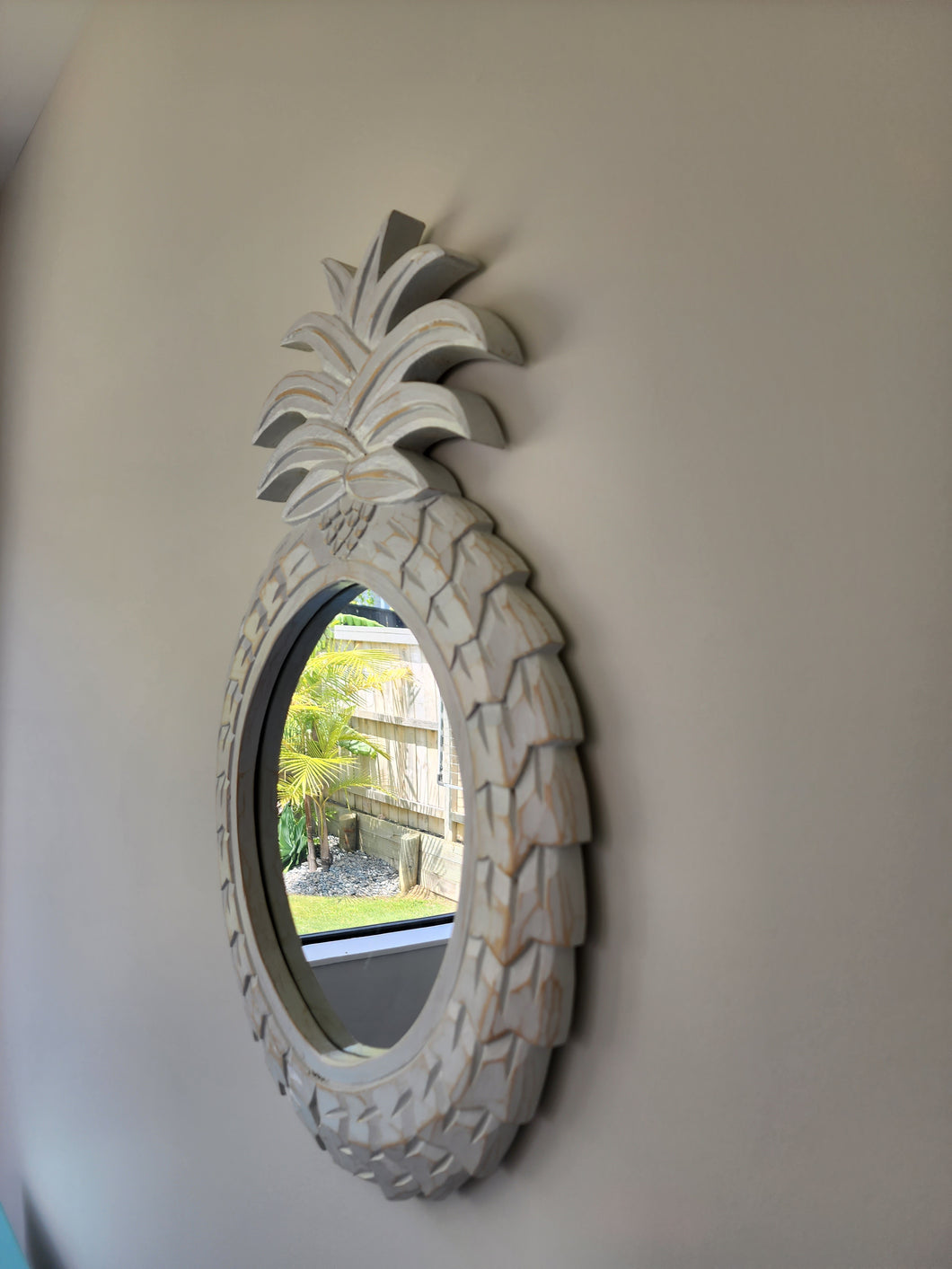 PINEAPPLE MIRROR
