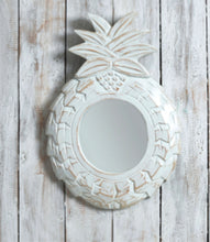 PINEAPPLE MIRROR